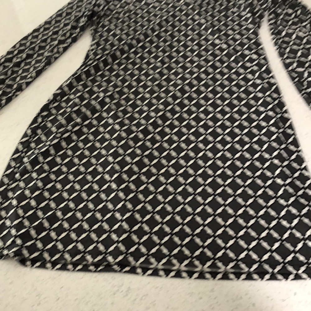 Dress - Picture 5 of 5
